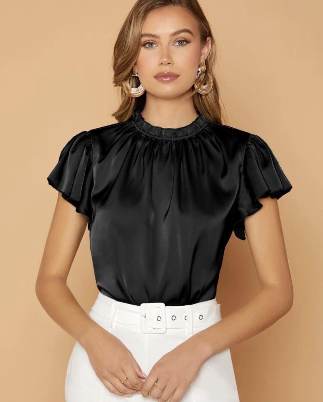 Privé Blusa ribete fruncido de espalda con abertura de ojo